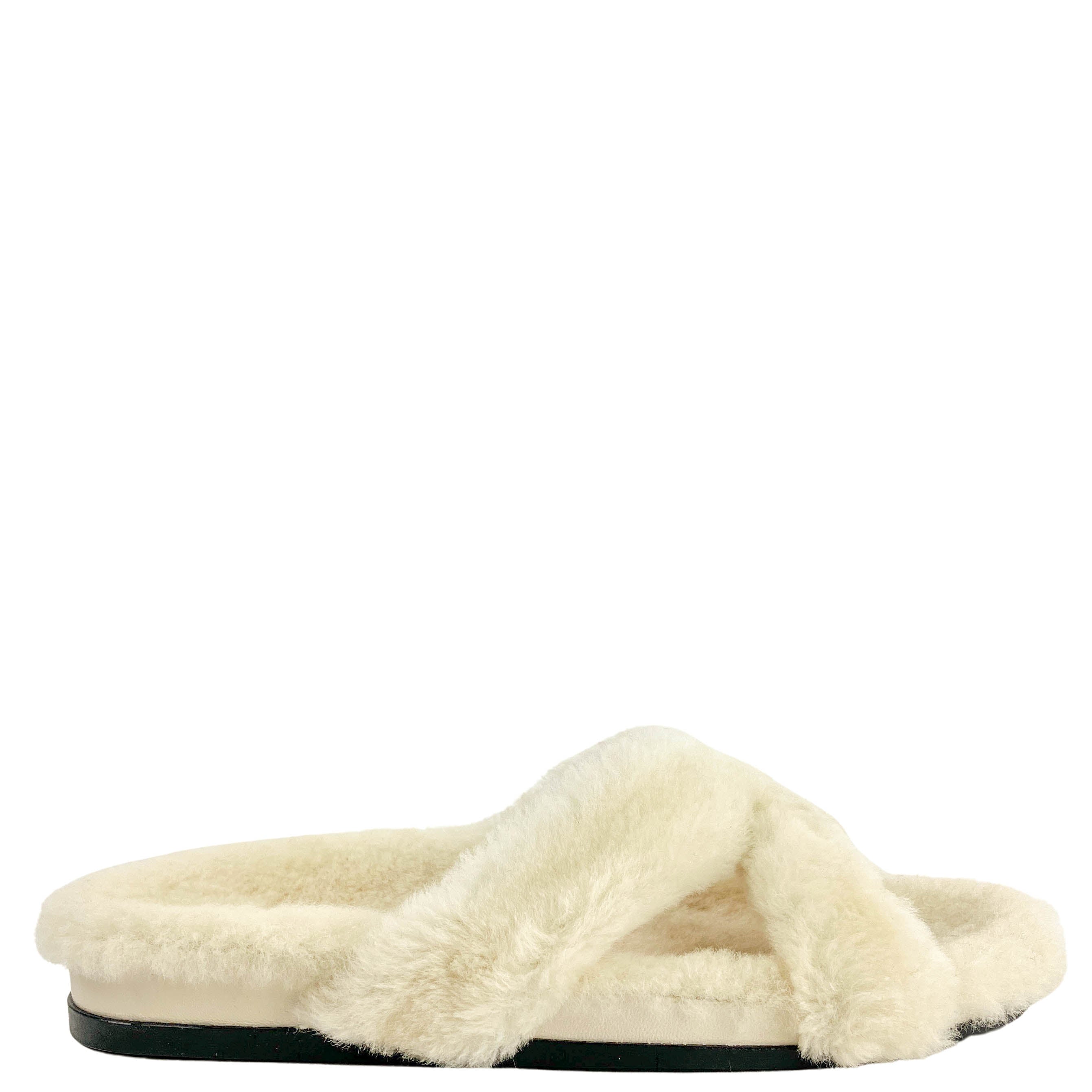 Manolo Blahnik Chilpa Shearling Sandals in Cream