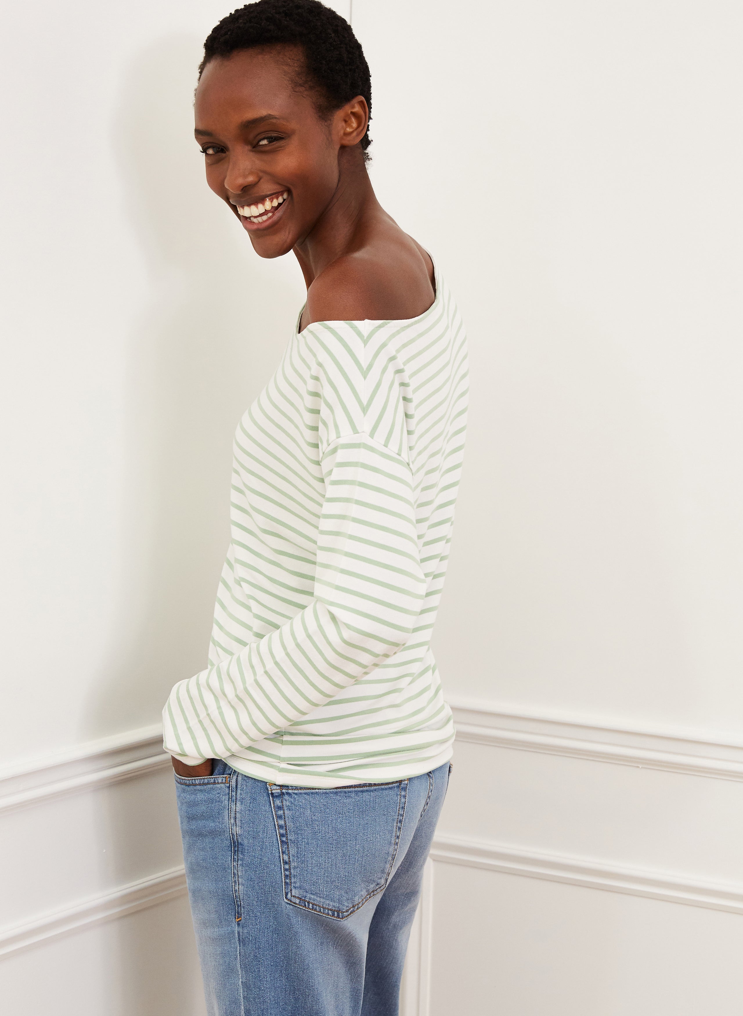 Jade Top with LENZING™ ECOVERO™ 2 Jade Top with LENZING™ ECOVERO™
